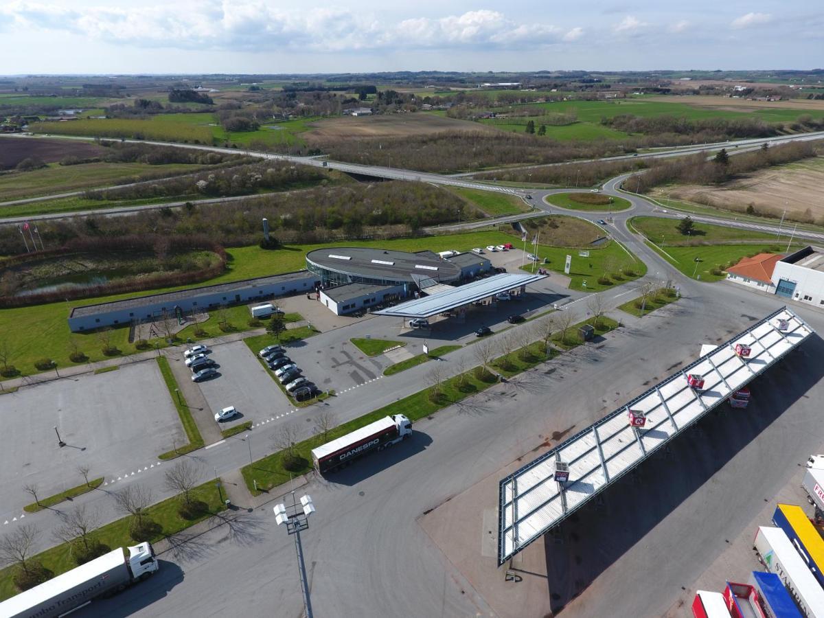 Motel Trafikcenter Saeby Экстерьер фото